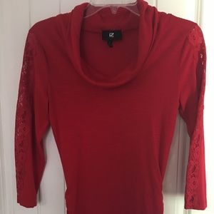 IZ Byer lace cut out sleeve